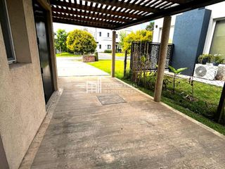 Foto 47 de Casa en venta de 4 dormitorios en El Cantón Norte al Lago
