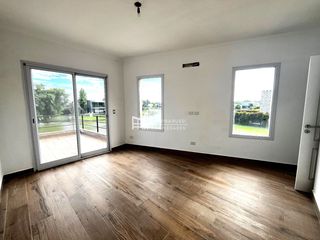 Foto 27 de Casa en venta de 4 dormitorios en El Cantón Norte al Lago