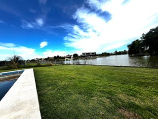 Foto 49 de Casa en venta de 4 dormitorios en El Cantón Norte al Lago