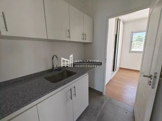 Foto 12 de Casa en venta de 4 dormitorios en El Cantón Norte al Lago