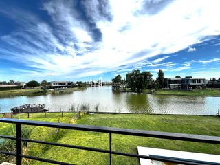 Foto 41 de Casa en venta de 4 dormitorios en El Cantón Norte al Lago