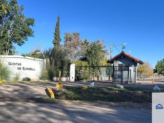 Foto 1 de Terreno / Lote en venta de 667m2 ubicado en Russell