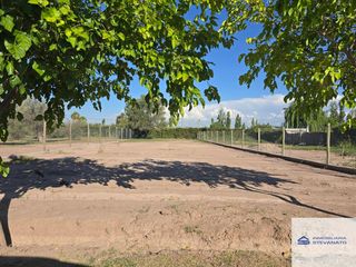 Foto 3 de Terreno / Lote en venta de 667m2 ubicado en Russell