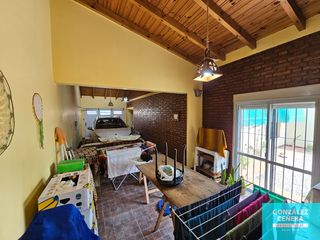 Foto 16 de Casa en venta de 2 dormitorios c/ cochera en Villa Floresta
