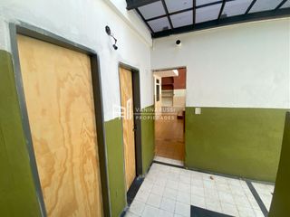 Foto 13 de Casa en alquiler de 7 dormitorios en Barrio Parque Gral San Martín