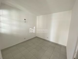Foto 23 de Casa en alquiler de 7 dormitorios en Barrio Parque Gral San Martín