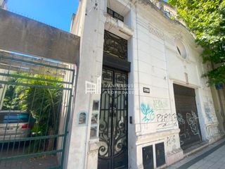 Foto 2 de Casa en alquiler de 7 dormitorios en Barrio Parque Gral San Martín