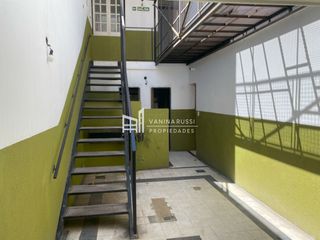 Foto 8 de Casa en alquiler de 7 dormitorios en Barrio Parque Gral San Martín