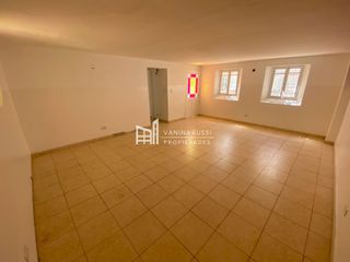 Foto 41 de Casa en alquiler de 7 dormitorios en Barrio Parque Gral San Martín