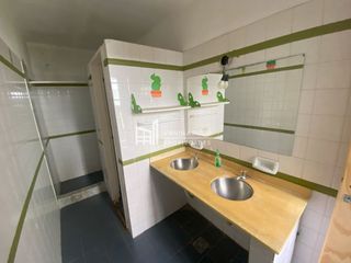 Foto 11 de Casa en alquiler de 7 dormitorios en Barrio Parque Gral San Martín
