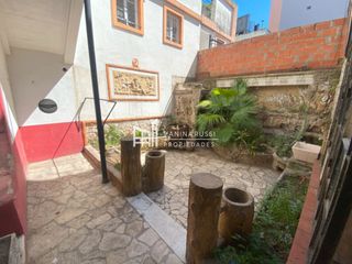 Foto 20 de Casa en alquiler de 7 dormitorios en Barrio Parque Gral San Martín