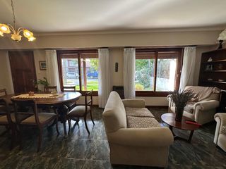 Foto 8 de VENTA casa con parque y cochera Punta Mogotes Mar del Plata 4 ambientes