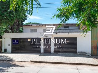 Foto 1 de Casa a en barrio Autodromo