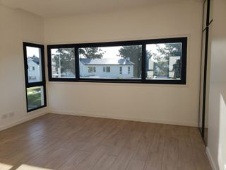 Foto 24 de Casa en venta de 3 dormitorios c/ cochera en Rumenco joven