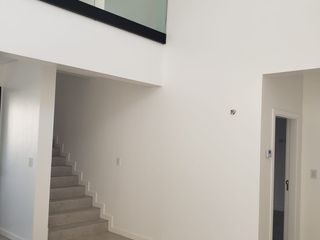 Foto 8 de Casa en venta de 3 dormitorios c/ cochera en Rumenco joven