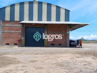 Foto 2 de Galpón en alquiler de 700 m2 y Oficinas de 300 m2, en Pampa Blanca, Sobre RN 34