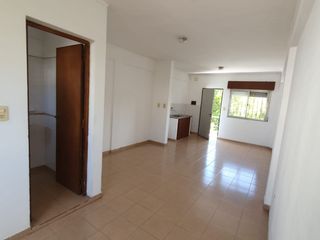 Foto 13 de Departamento en alquiler en Villa Centenario
