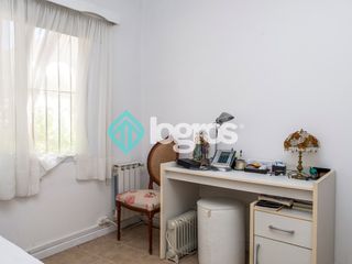 Foto 32 de Departamento en venta de 3 dormitorios con cochera en Microcentro