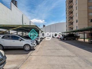 Foto 42 de Departamento en venta de 3 dormitorios con cochera en Microcentro