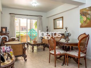 Foto 5 de Departamento en venta de 3 dormitorios con cochera en Microcentro