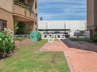 Foto 38 de Departamento en venta de 3 dormitorios con cochera en Microcentro