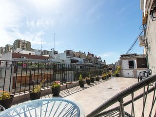 Foto 1 de VENTA 4 AMB + BALCON TERRAZA + 143 M2