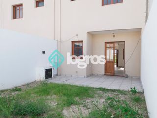 Foto 18 de Dúplex en venta de 3 dormitorios en barrio Pereyra Rozas