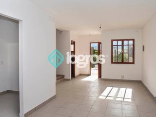 Foto 9 de Dúplex en venta de 3 dormitorios en barrio Pereyra Rozas