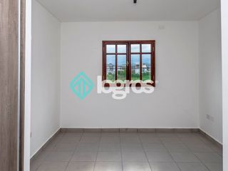 Foto 37 de Dúplex en venta de 3 dormitorios en barrio Pereyra Rozas