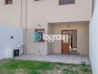 Foto 19 de Dúplex en venta de 3 dormitorios en barrio Pereyra Rozas