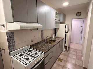 Foto 4 de Departamento amoblado en alquiler de 2 dormitorios c/ cochera. Patricios 60