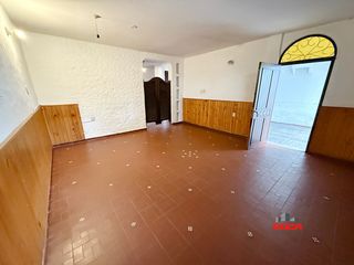 Foto 6 de Amplia casa en venta en Barrio Gorriti