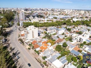 Foto 8 de Casa en venta de 3 dormitorios c/ cochera en Universitario