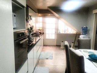 Foto 9 de EXCELENTE CASA – 5 AMB – ¡ TERRAZA CON DECK Y PISCINA !