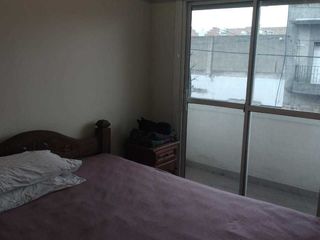 Foto 4 de Venta En Block 2 Dptos  3 Y 2 Amb.