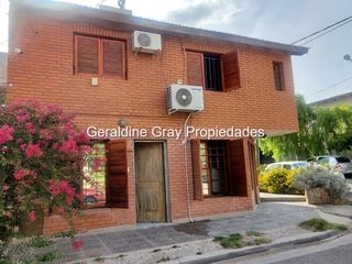 Foto 1 de Casa en venta de 3 dormitorios en Villa Farrell