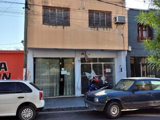 Foto 2 de DEPARTAMENTO DE 2 DORMITORIOS MAS LOCALES COMERCIALES