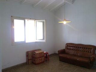 Foto 4 de B° Obrero Casa 2 d. y Depto. 1 dorm.
