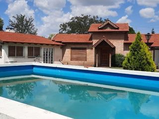 Foto 26 de Casa en venta en barrio Los Chañares con pileta