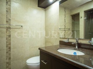 Foto 11 de Apartamento duplex para arriendo en Los Rosales