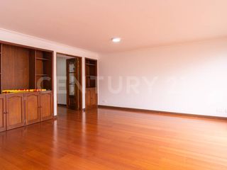 Foto 3 de Apartamento duplex para arriendo en Los Rosales