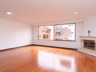 Foto 2 de Apartamento duplex para arriendo en Los Rosales