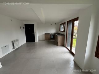 Foto 4 de Monoambiente con jardín y estacionamiento, Bº Melipal