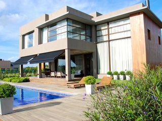 Foto 1 de Espectacular Casa en venta, Barrio Nautico Albanueva Tigre