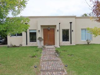 Foto 1 de Casa Venta Barrio Santa Isabel 2 - Ingeniero Maschwitz