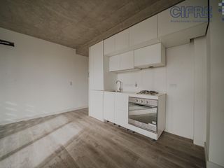 Foto 9 de Departamento monoambiente al c/frente con balcón y amenities