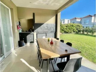 Foto 26 de Casa en Alquiler Anual Amoblada 4 Amb con Piscina Las Tipas Nordelta Tigre