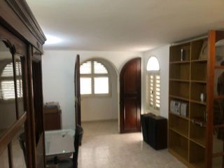 Foto 5 de 4 Dorm - Consultorio Independiente - Escritorio - Quincho - Pileta