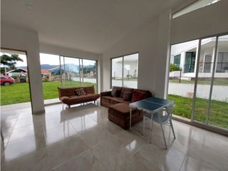 Foto 11 de VENTA LINDA CASA EN EL MEJOR CONDOMINIO DE CHINAUTA CUNDINAMARCA