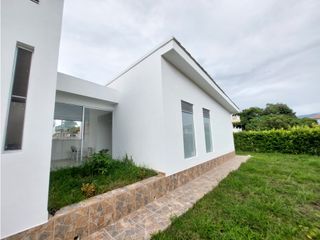 Foto 5 de VENTA LINDA CASA EN EL MEJOR CONDOMINIO DE CHINAUTA CUNDINAMARCA